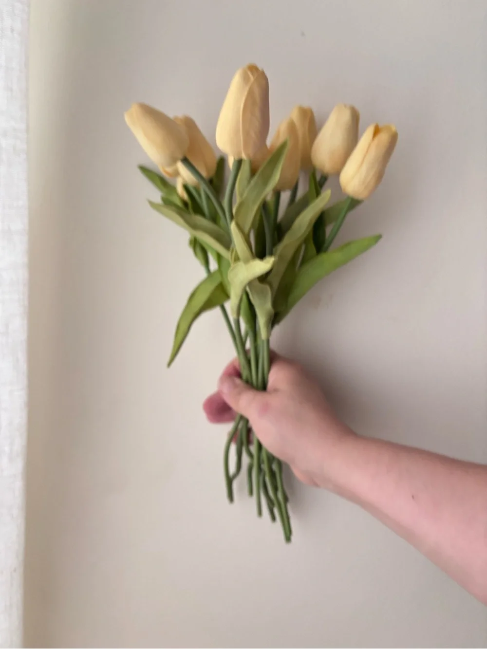 10 Off white  Tulip Bouquet in White Vase - Home Accents